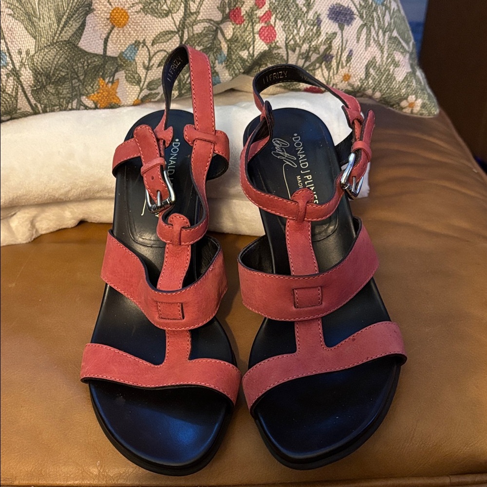 Donald J. Pliner Women's Coral Sandals